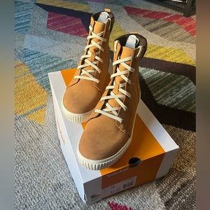 Women’s timberland sneaker boots